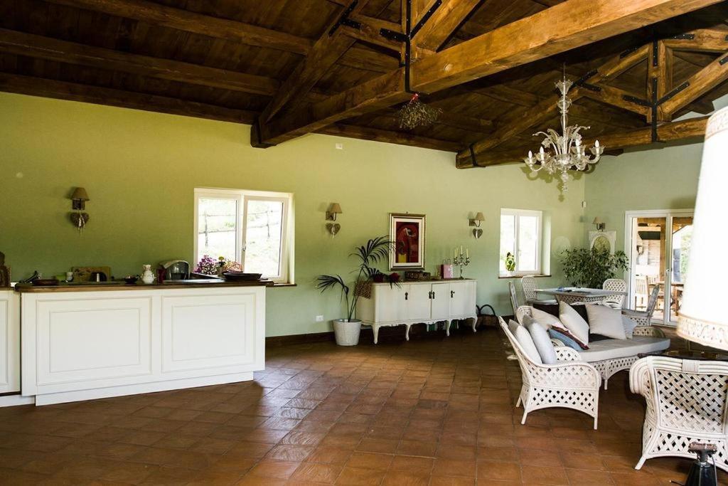 Agriturismo Borgo Serafino Mangone  Екстер'єр фото