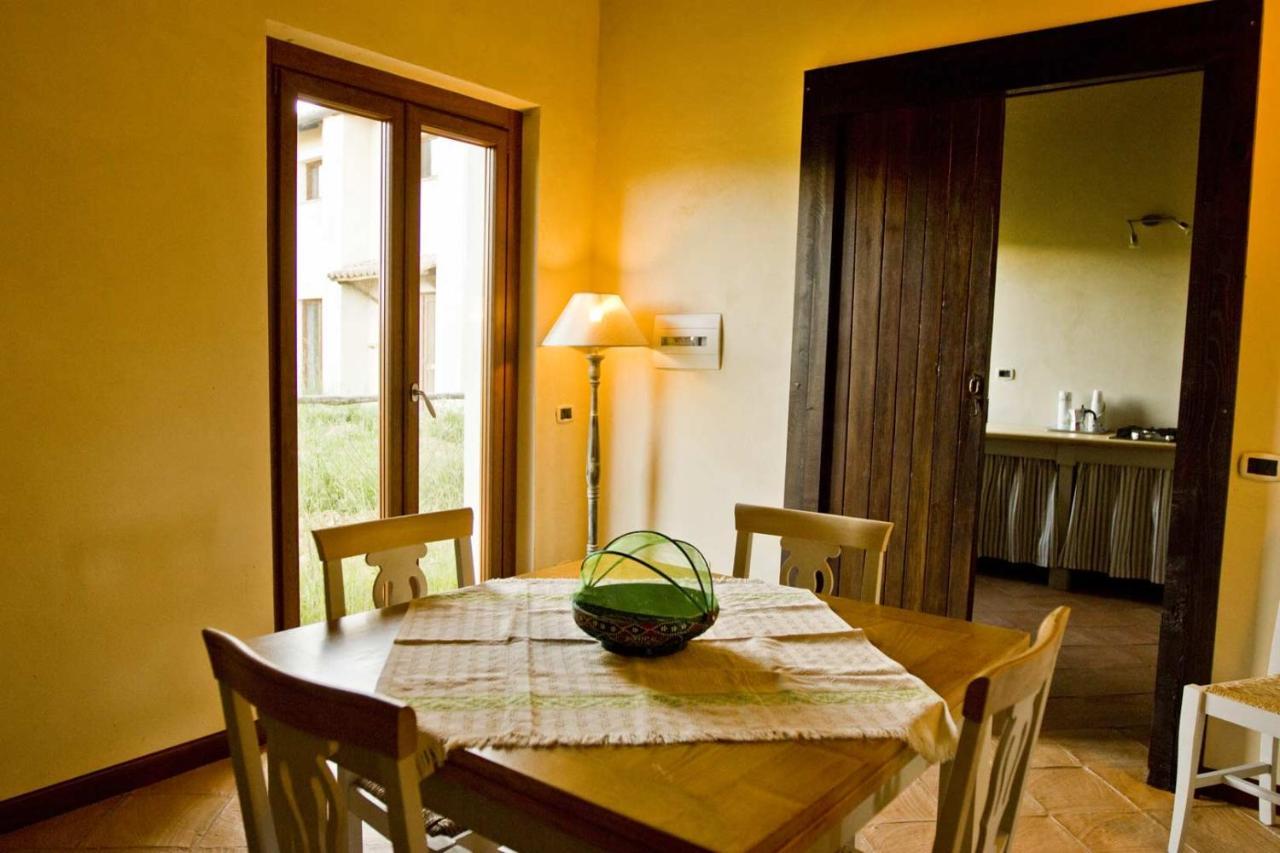 Agriturismo Borgo Serafino Mangone  Екстер'єр фото