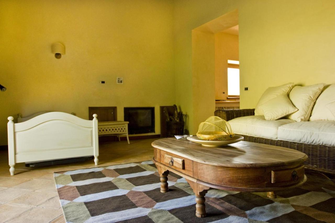 Agriturismo Borgo Serafino Mangone  Екстер'єр фото